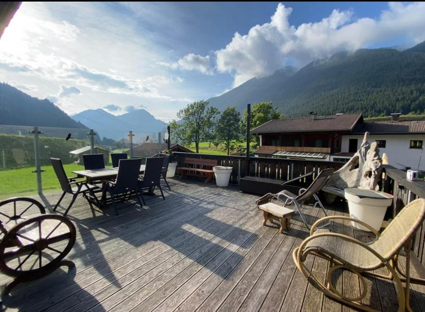 Hotel Gastehaus Schmitt Lähn Exterior foto